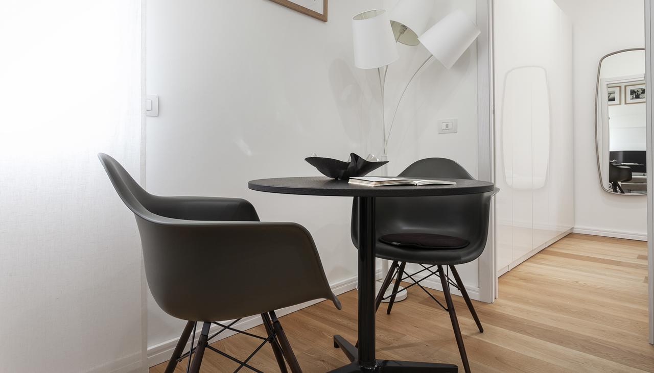 Italianway-Segrino Apartment มิลาน ภายนอก รูปภาพ