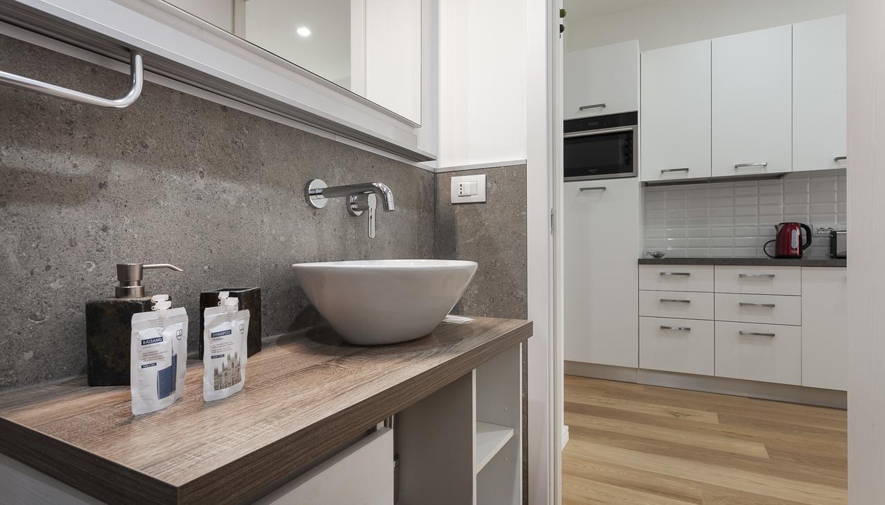 Italianway-Segrino Apartment มิลาน ภายนอก รูปภาพ